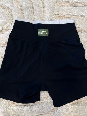 Daily Drills Women's Black and White Waistband Athletic Bike Shorts